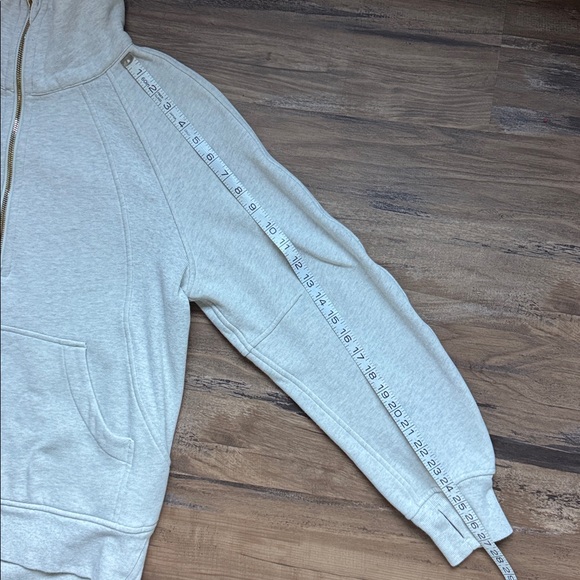 VGUC Women’s Lululemon 
Scuba Oversized Funnel-Neck Half Zip Long 
Size XS/S - Picture 4 of 7